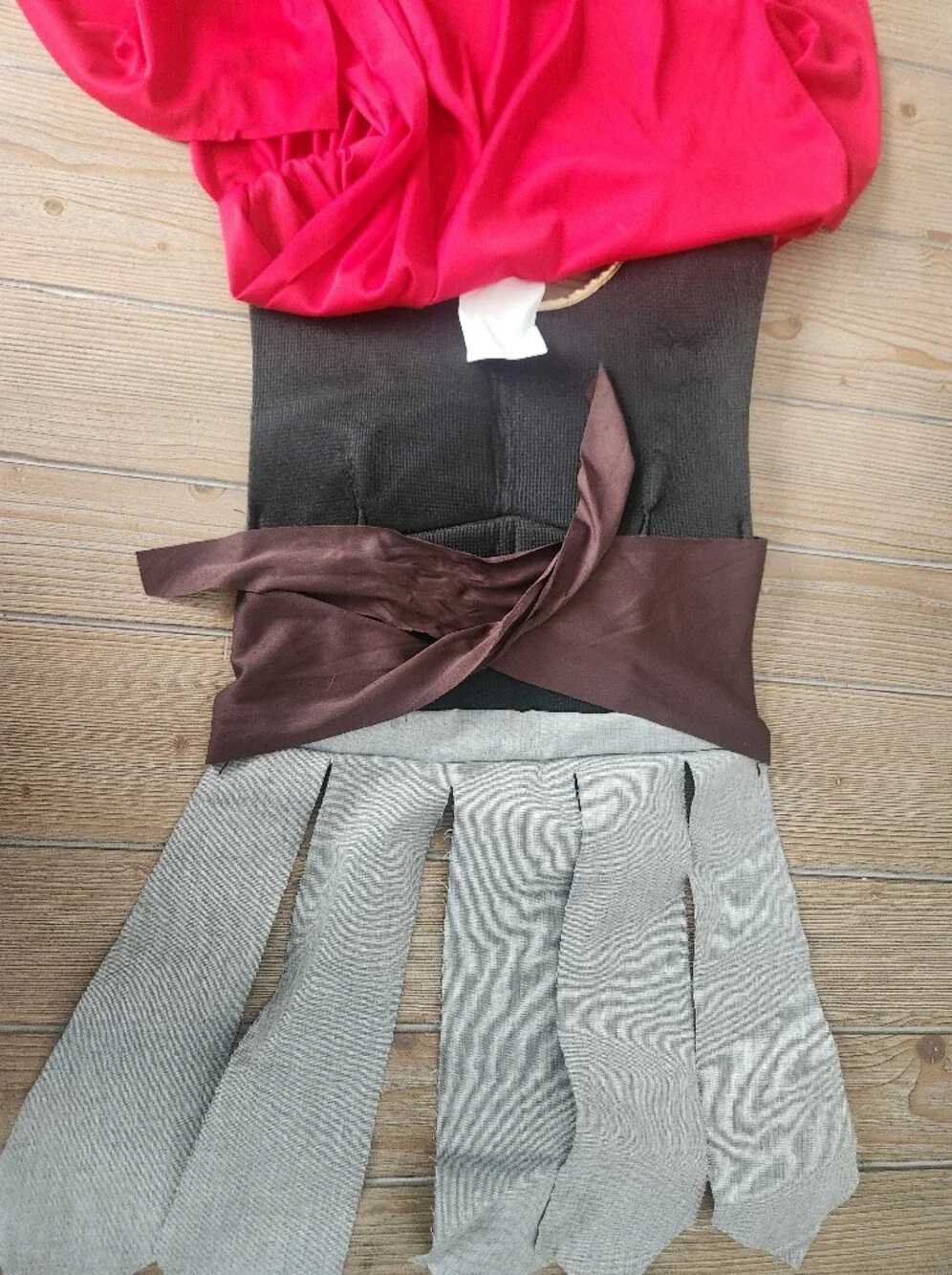 Children's Soldier Costume with Red Cape and Brown Armor